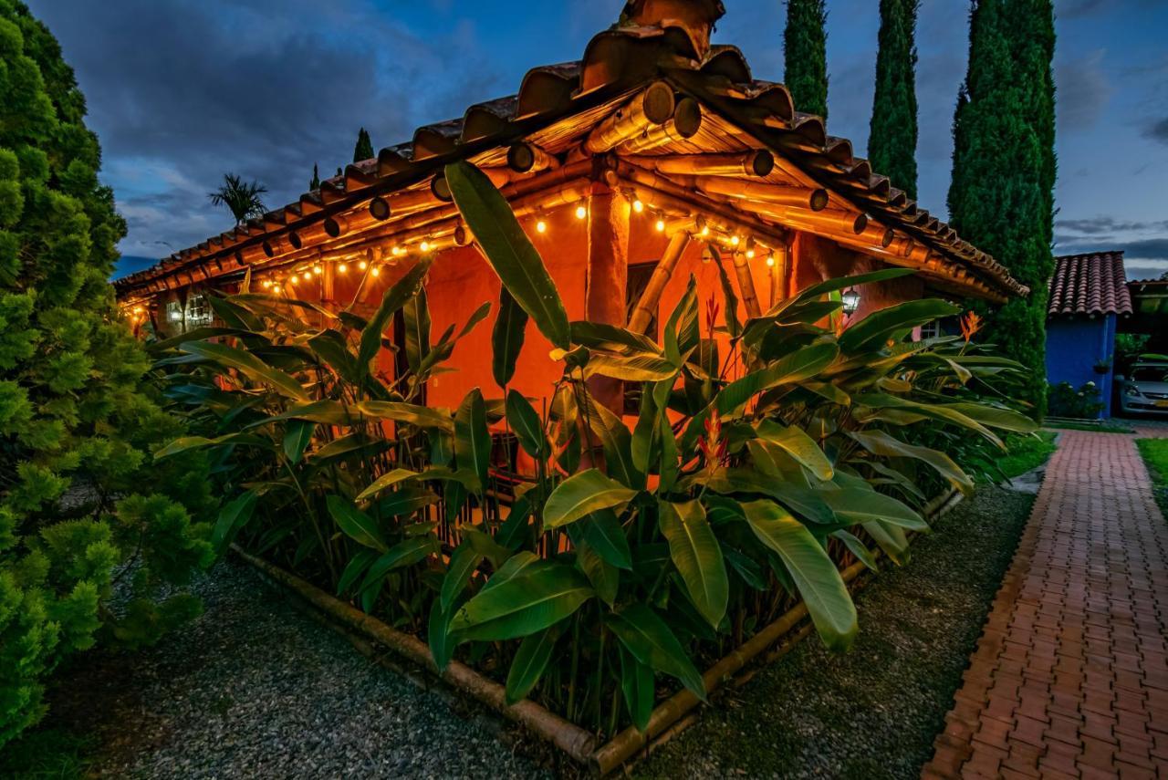 Hotel Campestre Solar De La Luna Albania  Exterior photo