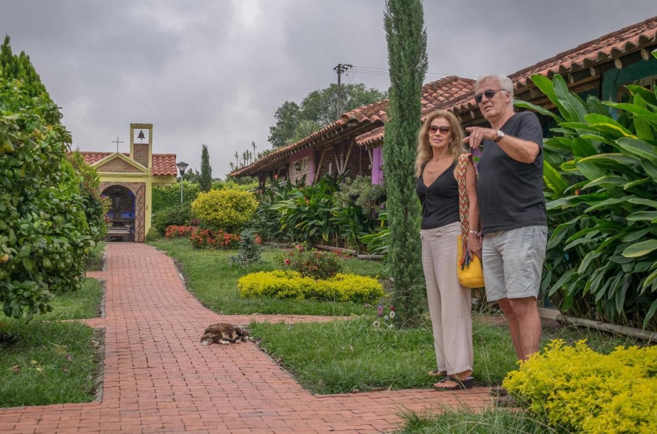 Hotel Campestre Solar De La Luna Albania  Exterior photo